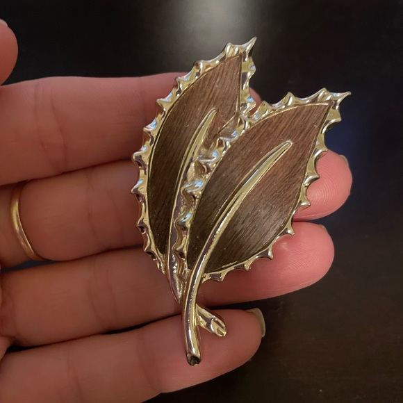 Vintage Pins (cluster) - Picture 4 of 6